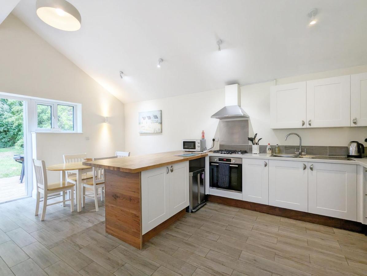 Millside, Bosham Villa Екстериор снимка