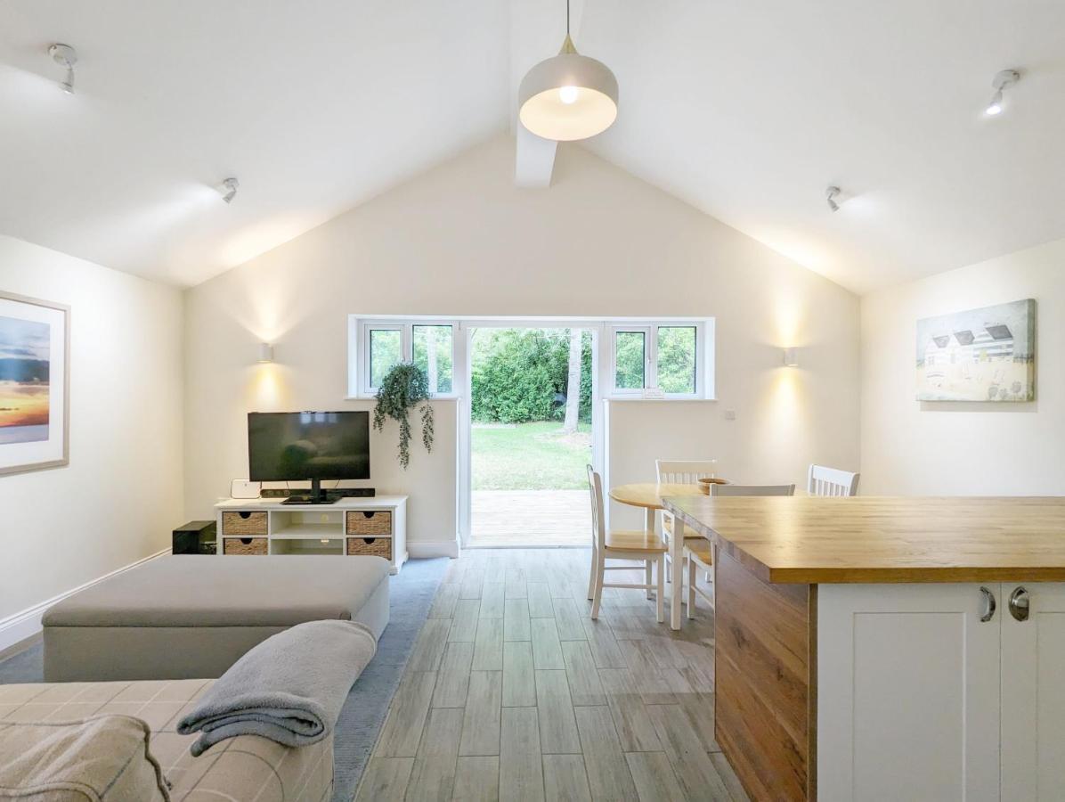 Millside, Bosham Villa Екстериор снимка